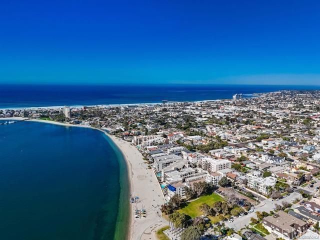 1250 1254 Parker Place, San Diego, CA 92109