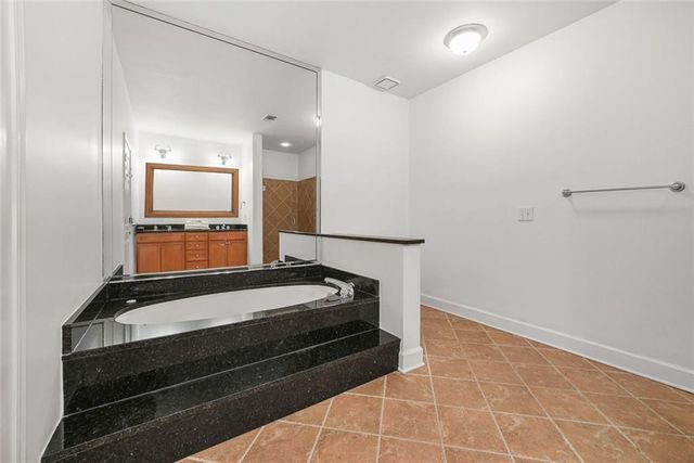 3071 Lenox Road NE 11, Atlanta, GA 30324