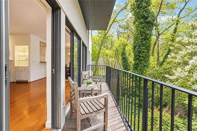 3071 Lenox Road NE 11, Atlanta, GA 30324