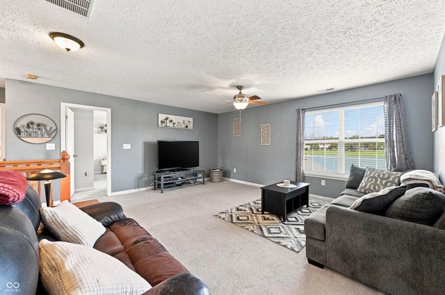 2484 Burgundy Way, Plainfield, IN 46168
