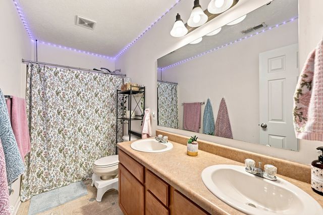 2484 Burgundy Way, Plainfield, IN 46168