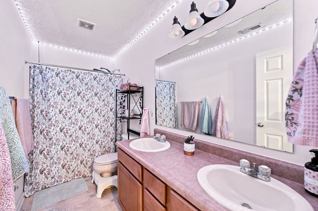 2484 Burgundy Way, Plainfield, IN 46168