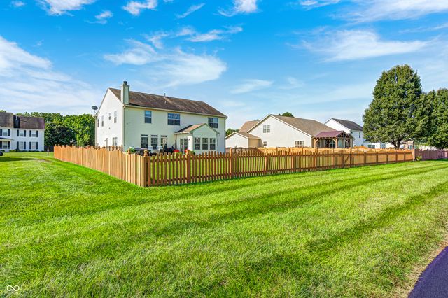 2484 Burgundy Way, Plainfield, IN 46168