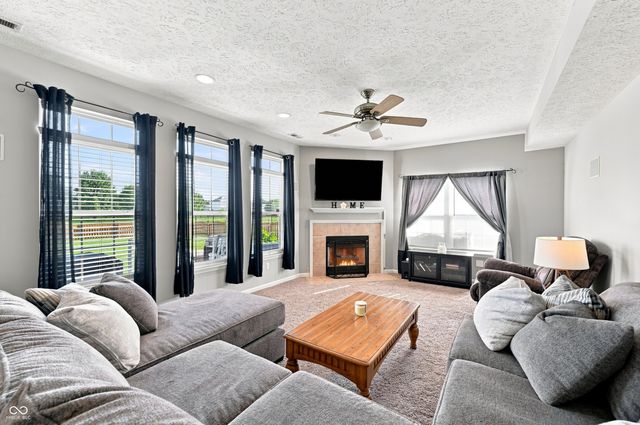 2484 Burgundy Way, Plainfield, IN 46168