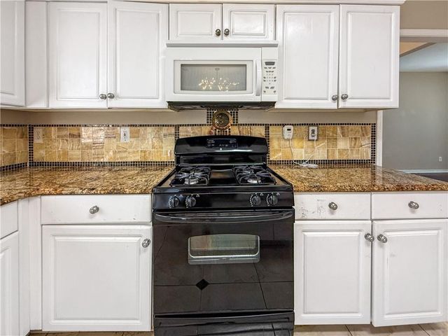 10650 Hawkhurst Way, Johns Creek, GA 30097