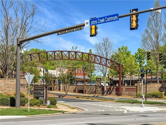 10650 Hawkhurst Way, Johns Creek, GA 30097