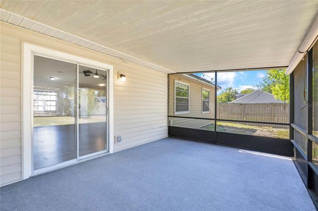 370 N LAKE AVENUE, Apopka, FL 32703