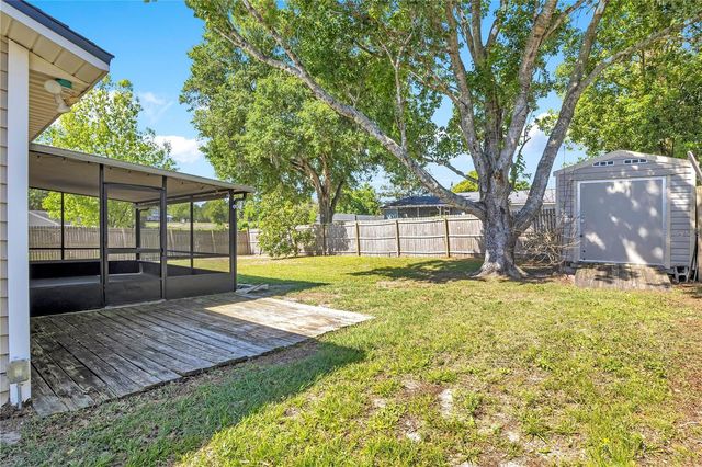 370 N LAKE AVENUE, Apopka, FL 32703