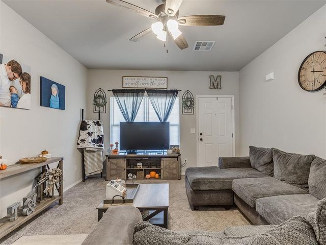 4353 Winding Brook, Harrah, OK 73045