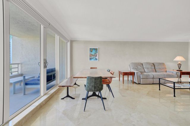 4101 N Ocean Boulevard D-703, Boca Raton, FL 33431