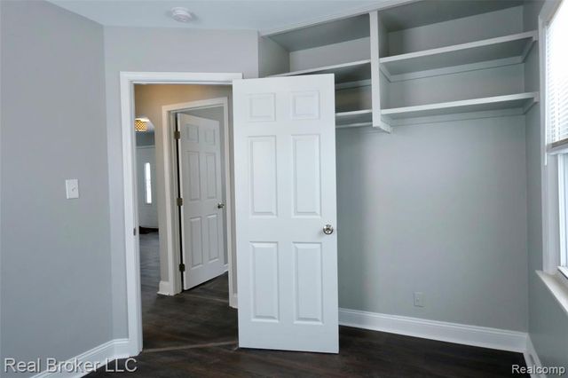 26270 Grandmont Street, Roseville, MI 48066