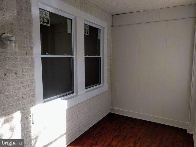 4841 N 8TH ST, Philadelphia, PA 19120