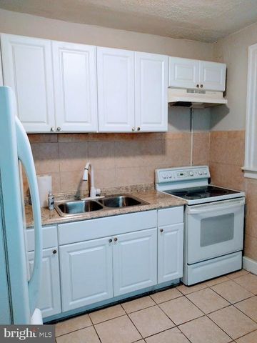 4841 N 8TH ST, Philadelphia, PA 19120