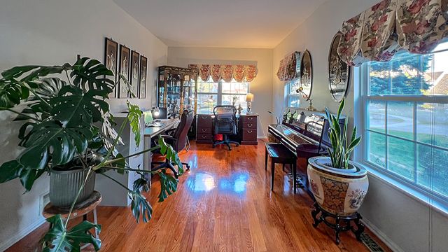 968 Knowles Road, Gurnee, IL 60031