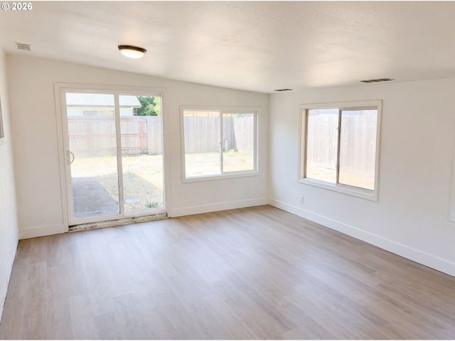 4927 TRADE WIND Ave, Keizer, OR 97303