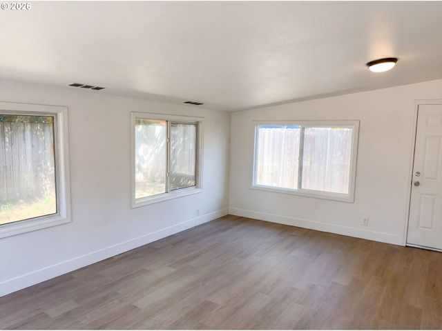 4927 TRADE WIND Ave, Keizer, OR 97303