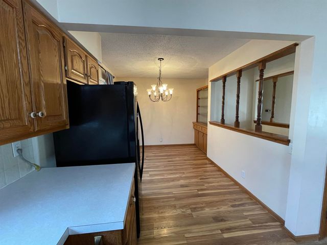 3432 W 8th St N, Wichita, KS 67203