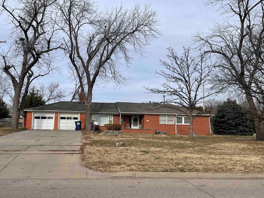 3432 W 8th St N, Wichita, KS 67203