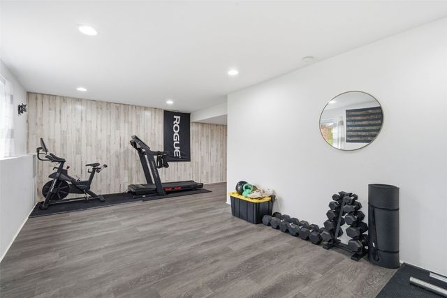 3335 Stoneview Circle SW, Cedar Rapids, IA 52404