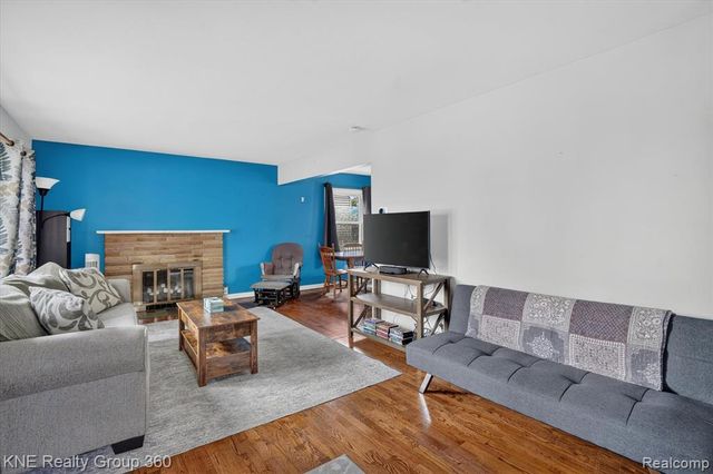 1714 Cooper Avenue, Lansing, MI 48910