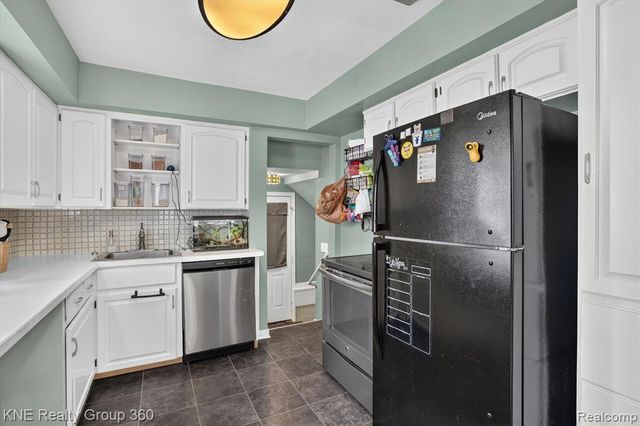 1714 Cooper Avenue, Lansing, MI 48910