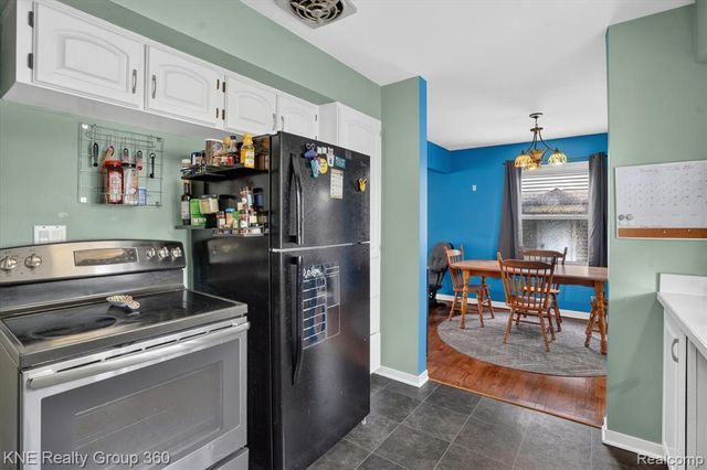1714 Cooper Avenue, Lansing, MI 48910