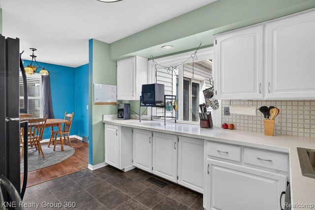 1714 Cooper Avenue, Lansing, MI 48910