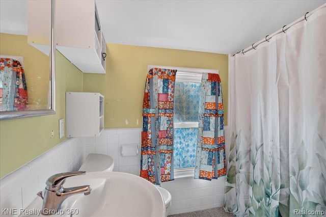 1714 Cooper Avenue, Lansing, MI 48910