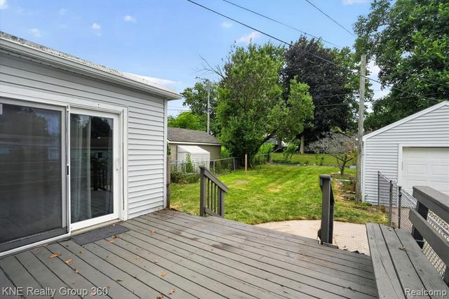 1714 Cooper Avenue, Lansing, MI 48910