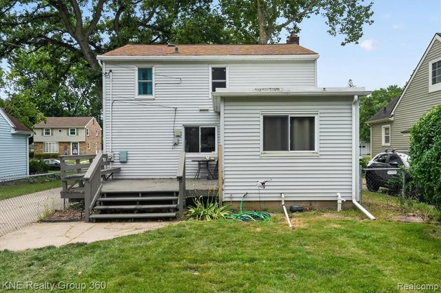 1714 Cooper Avenue, Lansing, MI 48910
