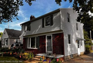 1714 Cooper Avenue, Lansing, MI 48910