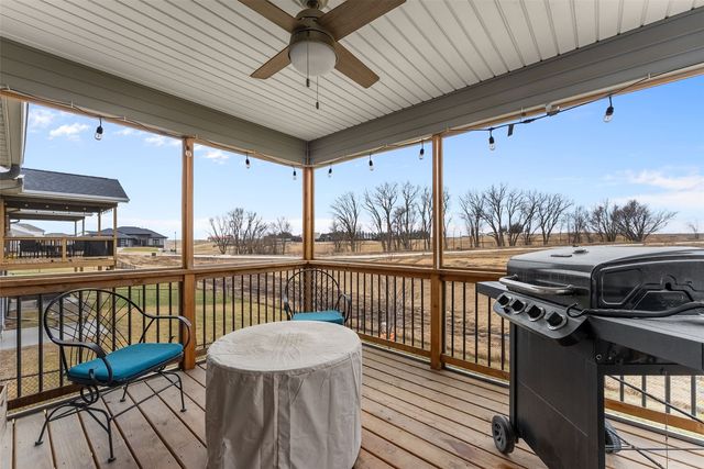 312 Dawson Dr, West Branch, IA 52358