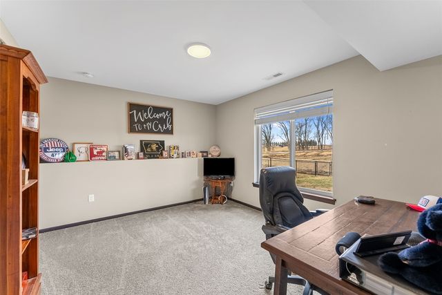 312 Dawson Dr, West Branch, IA 52358