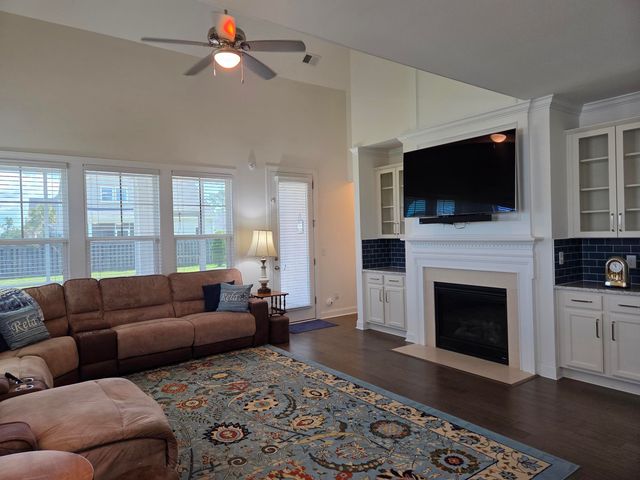 1000 Englemann Oak Dr., Myrtle Beach, SC 29579