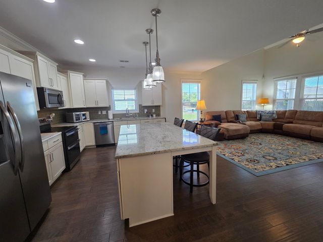 1000 Englemann Oak Dr., Myrtle Beach, SC 29579