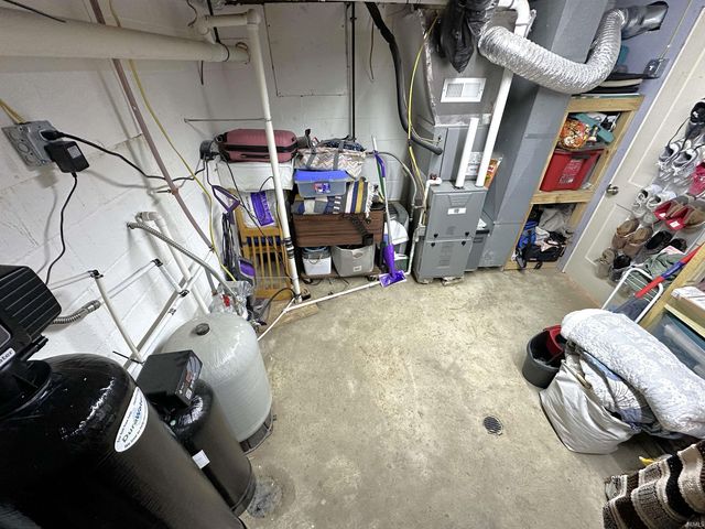 5117 N West Shafer Drive, Monticello, IN 47960