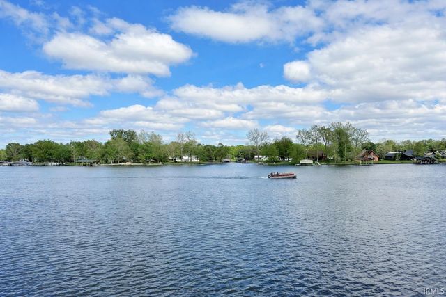 5117 N West Shafer Drive, Monticello, IN 47960