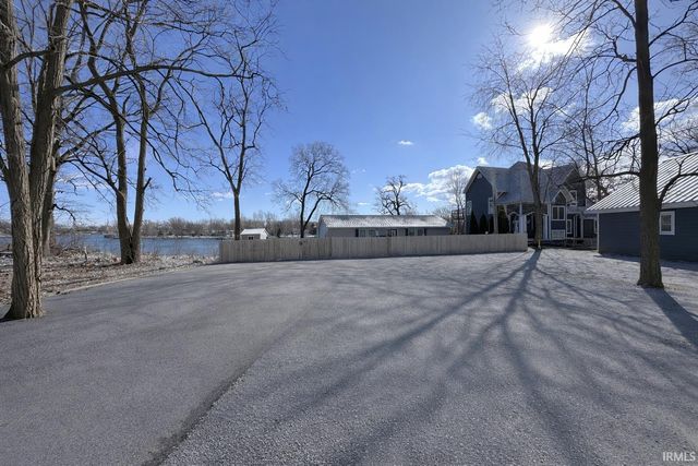 5117 N West Shafer Drive, Monticello, IN 47960