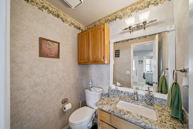 4209 S Chestnut Court, Broken Arrow, OK 74011