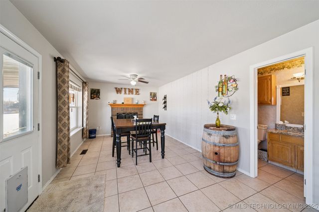 4209 S Chestnut Court, Broken Arrow, OK 74011