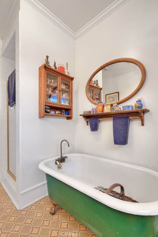 477 W Center, Covina, CA 91723