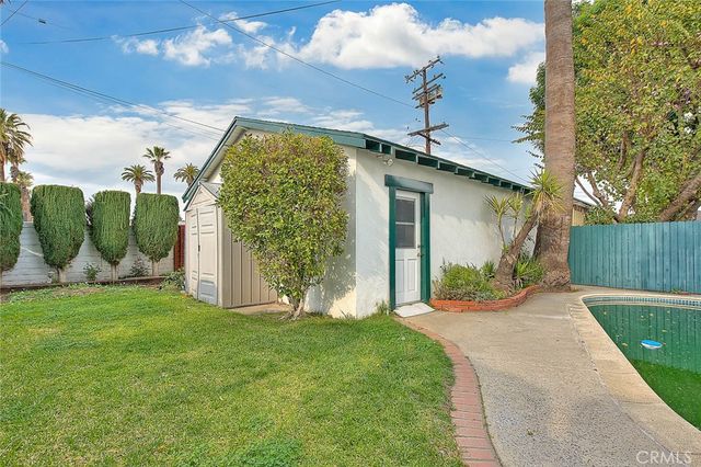 477 W Center, Covina, CA 91723