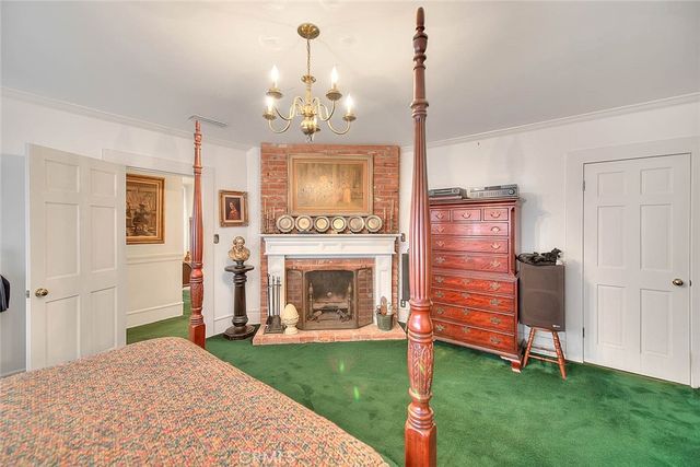 477 W Center, Covina, CA 91723