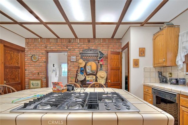 477 W Center, Covina, CA 91723