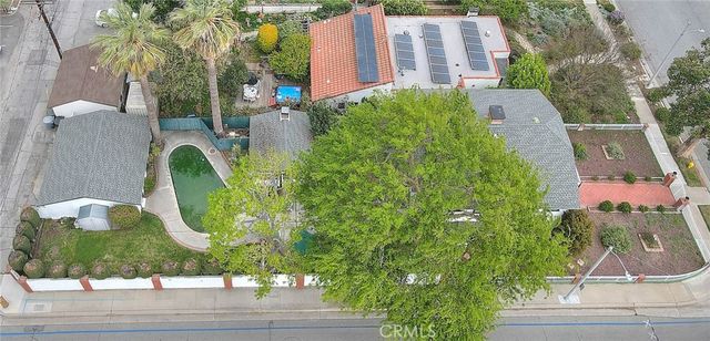 477 W Center, Covina, CA 91723