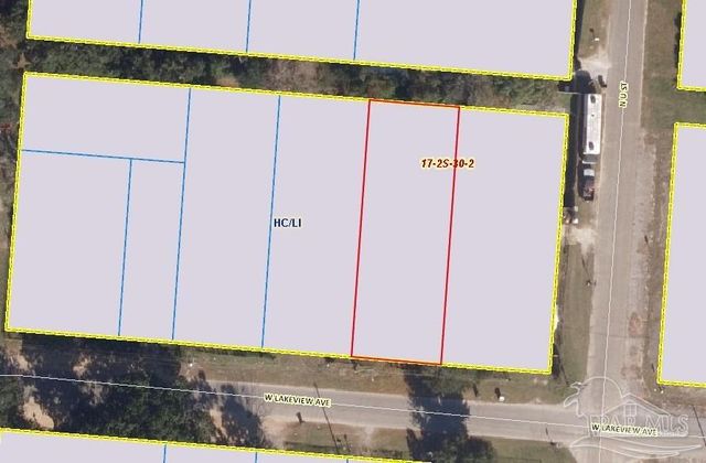 2706 W Lakeview Ave, Pensacola, FL 32505