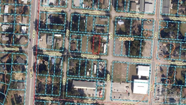 2706 W Lakeview Ave, Pensacola, FL 32505