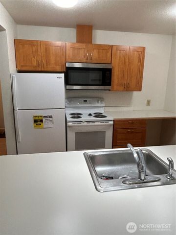 712 N 143rd Street, Seattle, WA 98133
