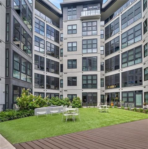 800 Embassy DR 411, Austin, TX 78702