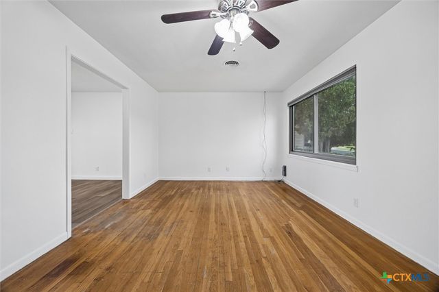 907 Jefferis Avenue, Killeen, TX 76543